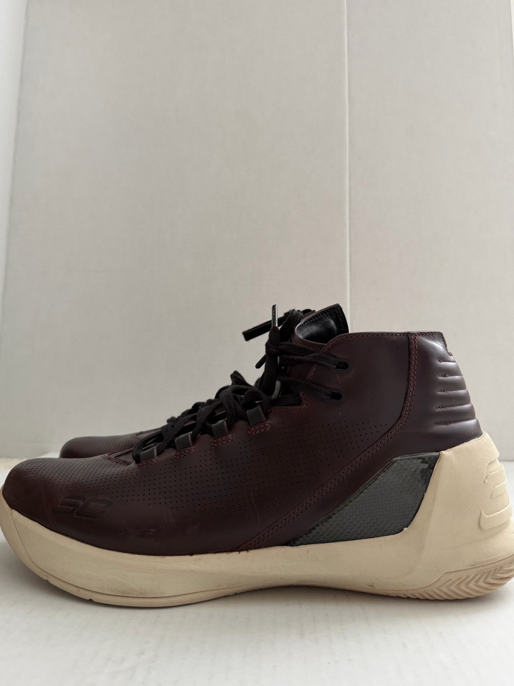 Under Armour Curry 3 Lux "Oxblood Leather"